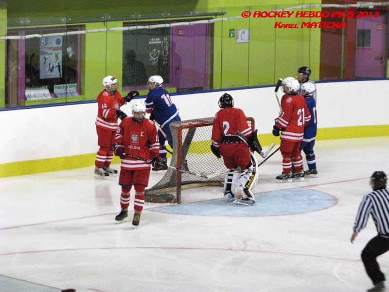 France 4 - 5 Poland