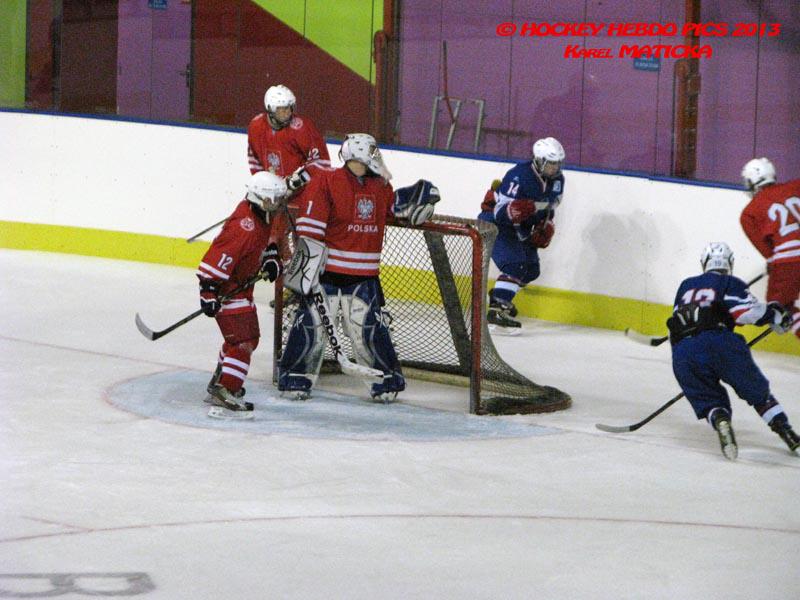 France 4 - 5 Poland
