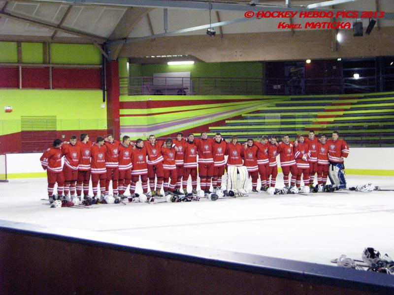 France 4 - 5 Poland