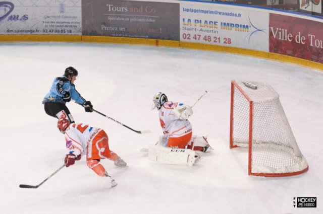 Photo hockey match Tours  - Valence le 09/11/2013