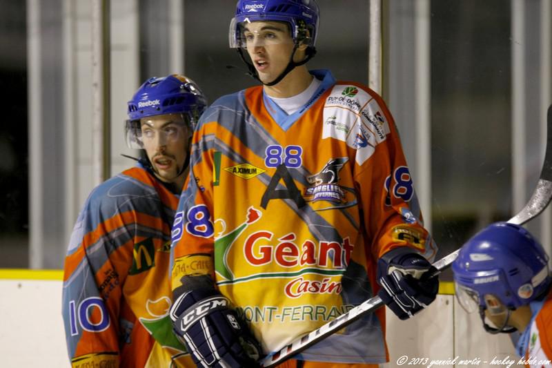 Clermont-Ferrand II 2 - 17 Avignon