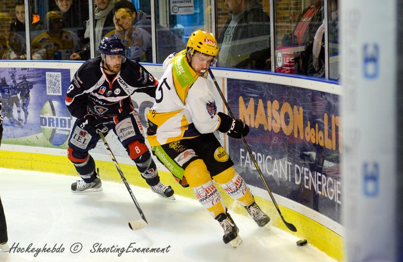 Angers  5 - 4 Strasbourg 