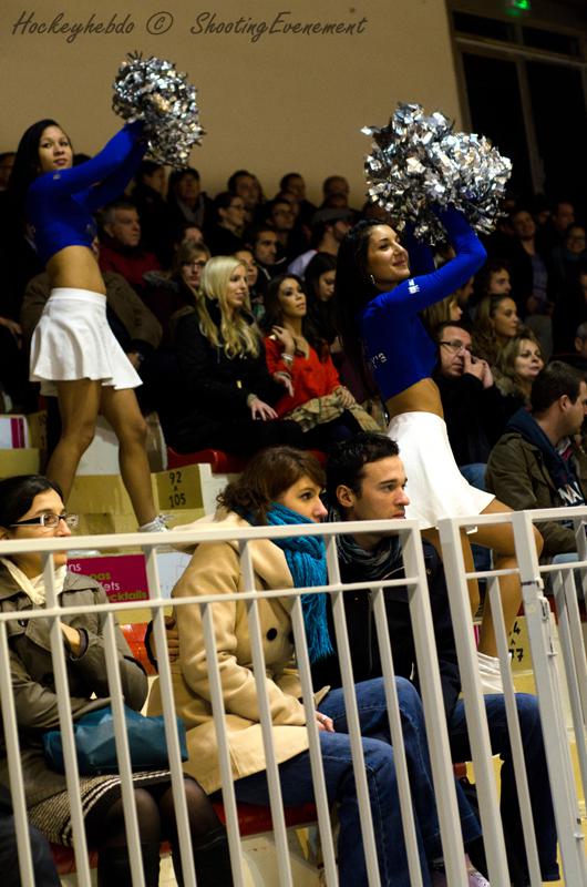 Angers  5 - 4 Strasbourg 