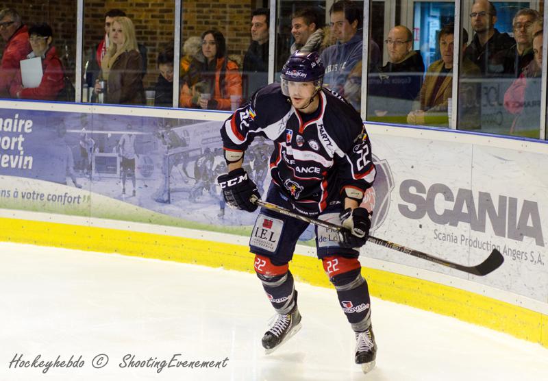 Angers  5 - 4 Strasbourg 