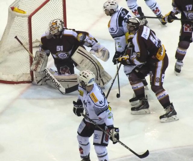 Photo hockey reportage Genève... au bout du suspense
