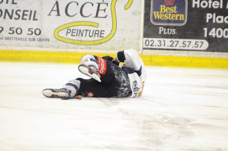 Caen  0 - 3 Chamonix 