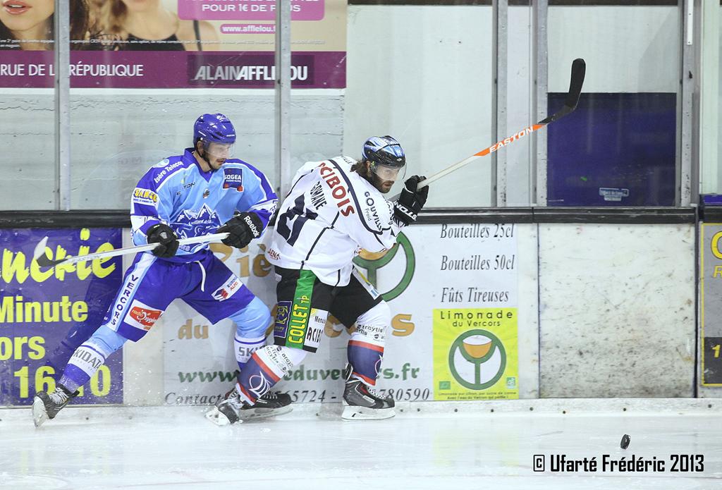 Villard-de-Lans 4 - 1 Caen 