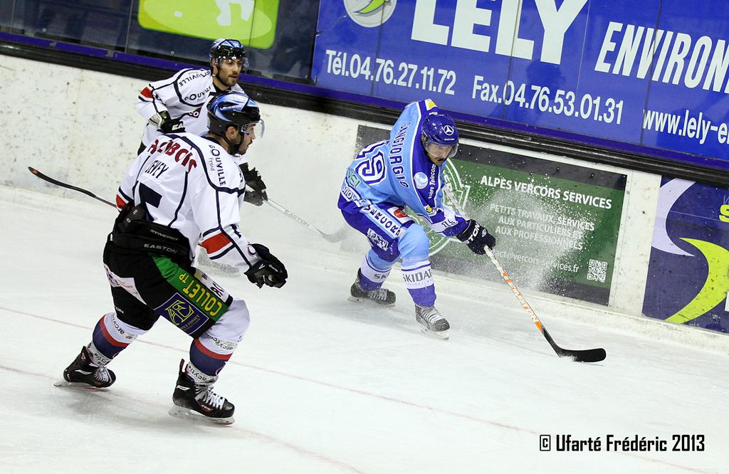 Villard-de-Lans 4 - 1 Caen 