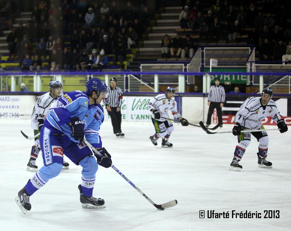 Villard-de-Lans 4 - 1 Caen 