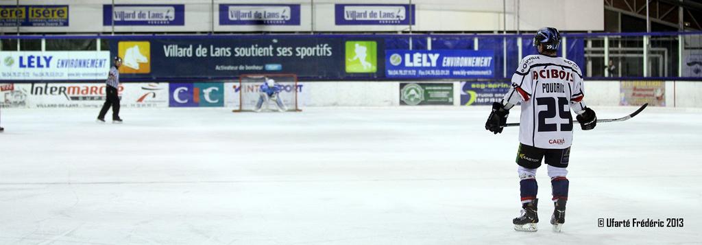 Villard-de-Lans 4 - 1 Caen 