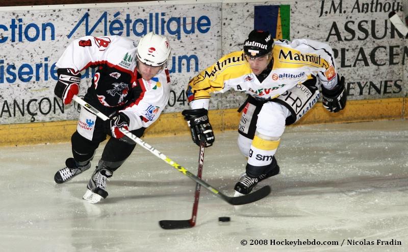 Briançon  4 - 0 Rouen