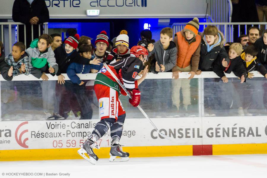 Anglet 6 - 1 Reims