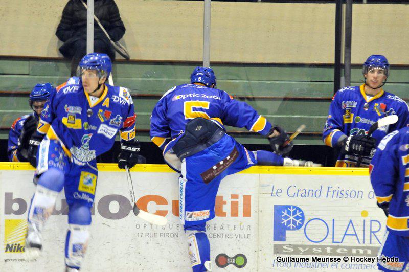 Dijon  3 - 4 Strasbourg 