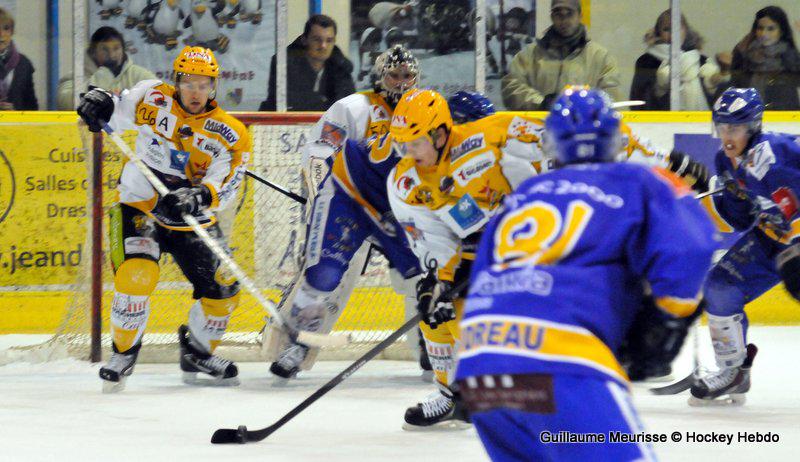 Dijon  3 - 4 Strasbourg 