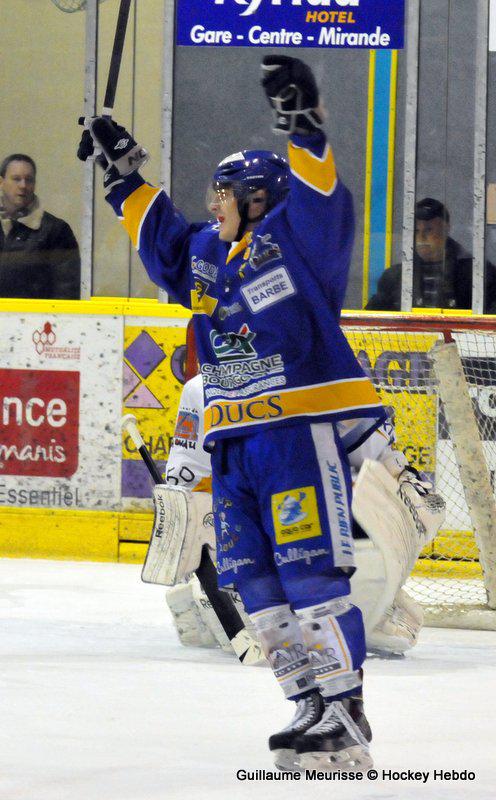 Dijon  3 - 4 Strasbourg 
