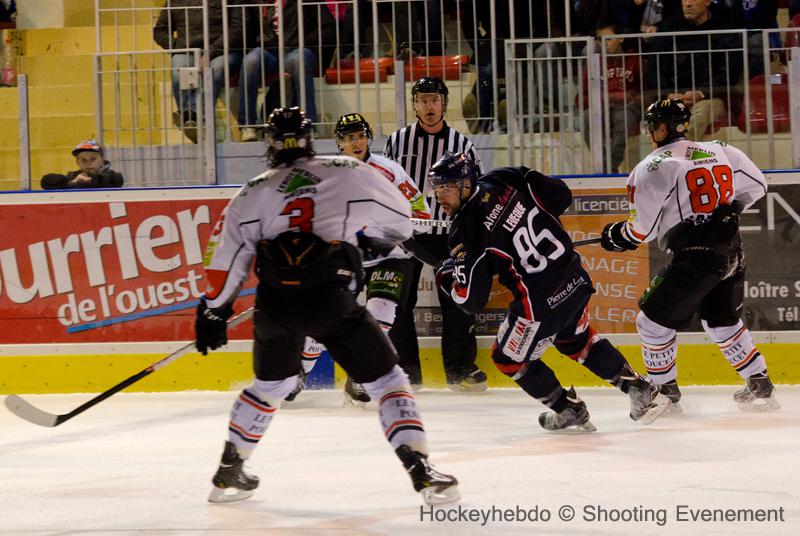 Angers  4 - 5 Amiens 