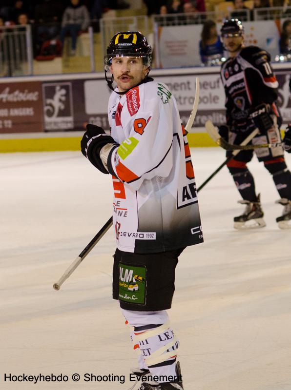 Angers  4 - 5 Amiens 