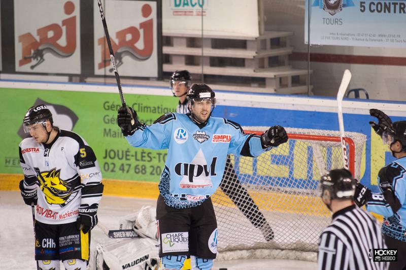 Tours  10 - 1 Roanne