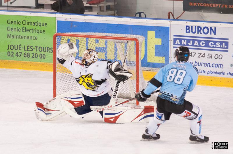 Tours  10 - 1 Roanne