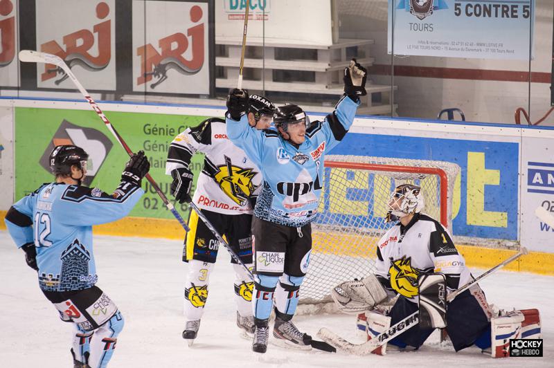 Tours  10 - 1 Roanne