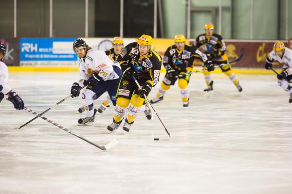 Strasbourg  1 - 2 Chamonix 