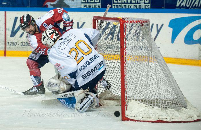 Grenoble  5 - 6 Chamonix 