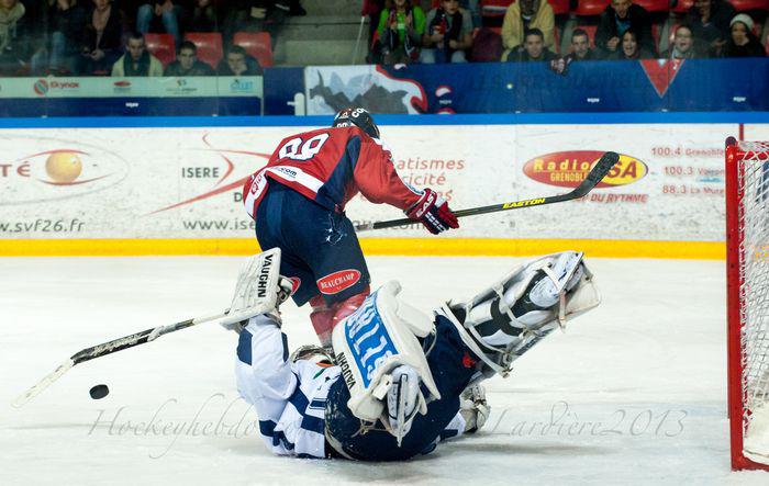 Grenoble  5 - 6 Chamonix 