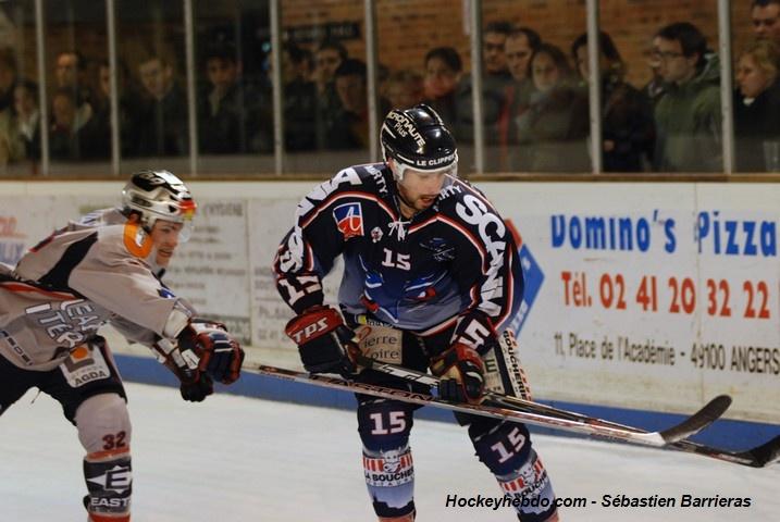 Angers  2 - 5 Grenoble 