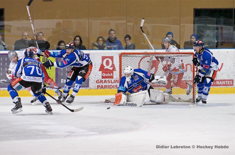 Nantes 5 - 4 Annecy
