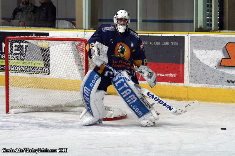 Chamonix  3 - 4 Angers 