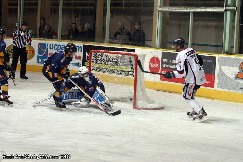 Chamonix  3 - 4 Angers 
