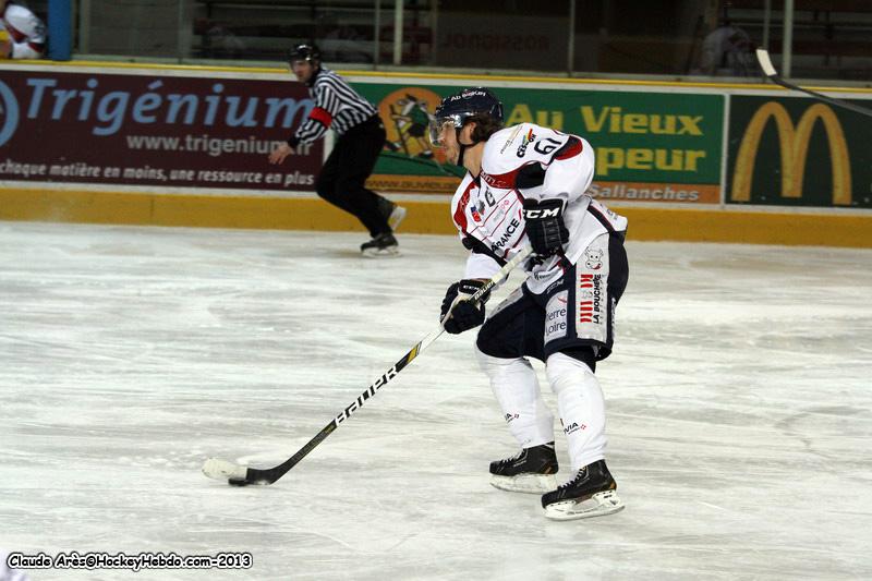 Chamonix  3 - 4 Angers 