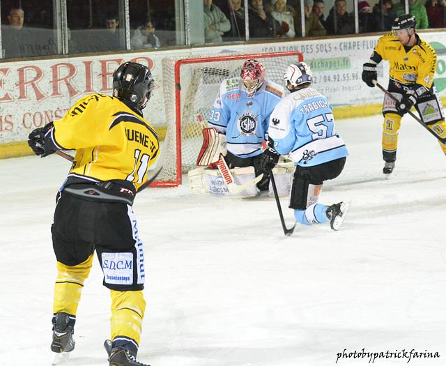 Briançon  2 - 2 Rouen