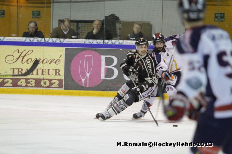 Rouen 2 - 0 Grenoble 