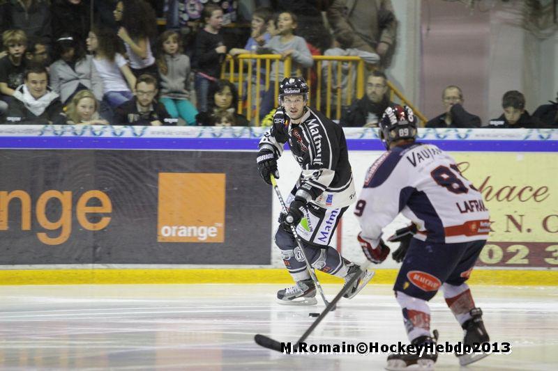 Rouen 2 - 0 Grenoble 