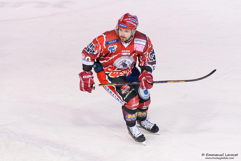 Lyon 11 - 3 Courbevoie 