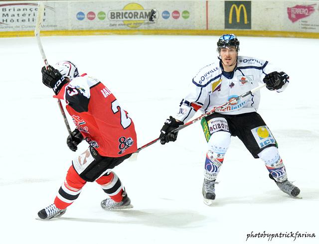 Briançon  6 - 1 Caen 