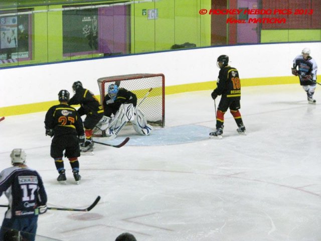 Photo hockey match Besançon - Epinal  le 30/11/2013