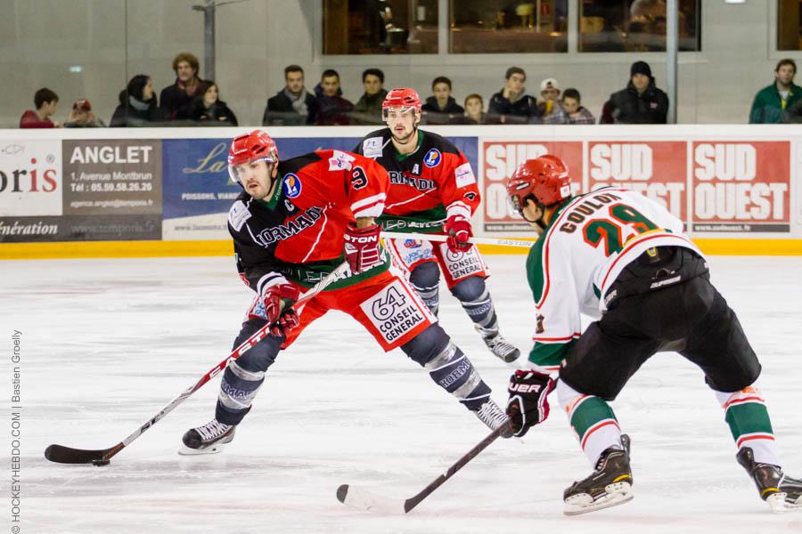 Anglet 3 - 2 Mont-Blanc