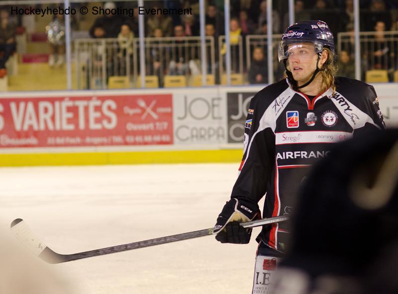 Angers  1 - 3 Chamonix 