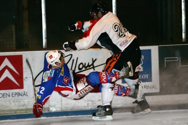 Epinal  5 - 1 Tours 