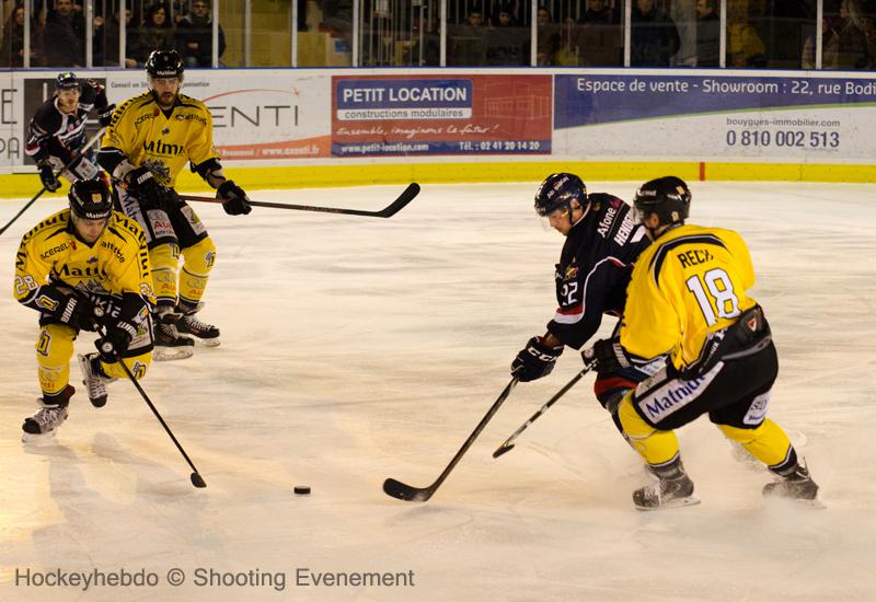 Angers  3 - 4 Rouen