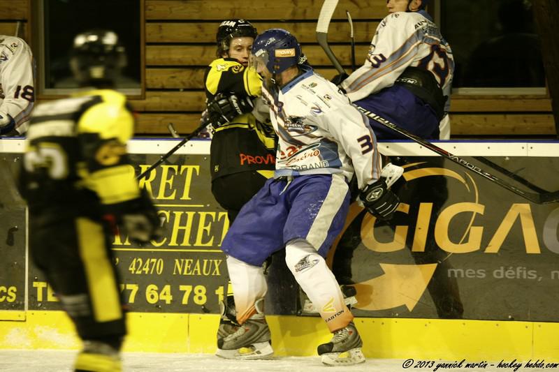 Roanne 1 - 4 Clermont-Ferrand
