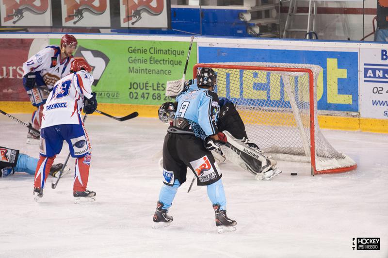 Tours  9 - 2 Asnières