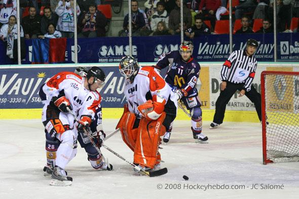 Grenoble  8 - 2 Tours 