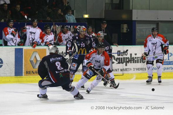 Grenoble  8 - 2 Tours 