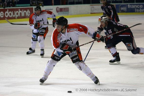 Grenoble  8 - 2 Tours 