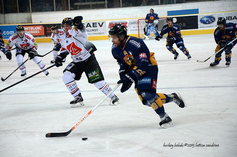 Chamonix  2 - 9 Amiens 