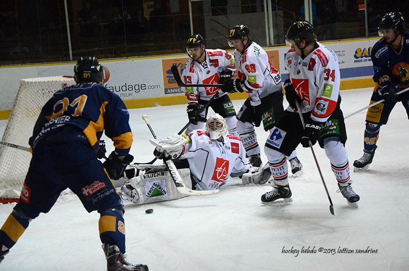 Chamonix  2 - 9 Amiens 