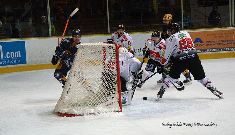 Chamonix  2 - 9 Amiens 
